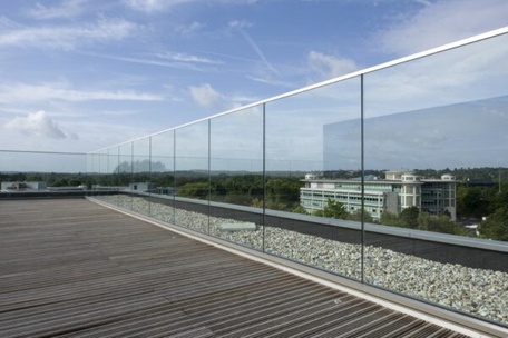 Стеклянные ограждения